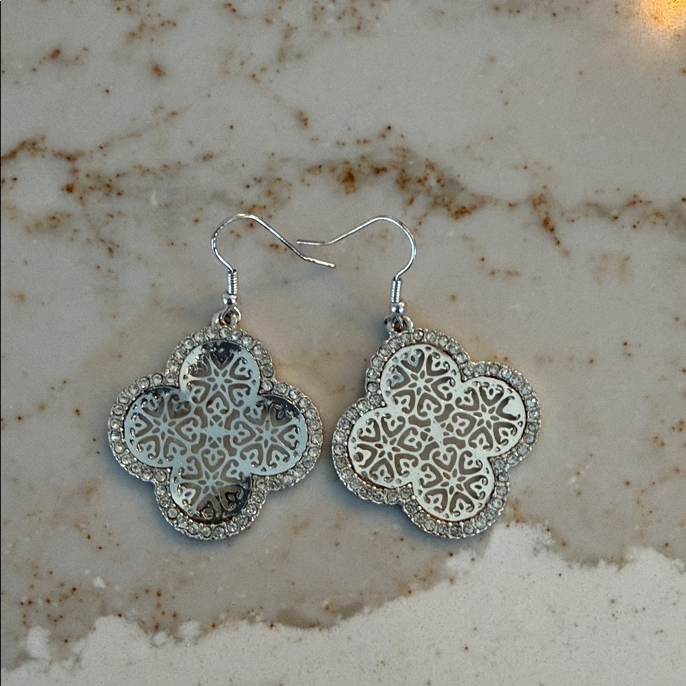 Elegant Silver Filigree Earrings